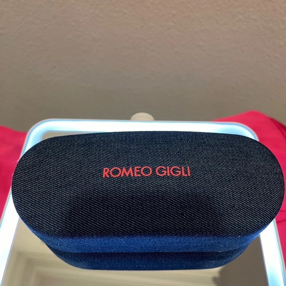 Romeo Gigli Denim Glasses Case For Designer Sunglasses Clamshell Soft Lining